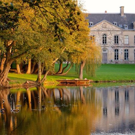 Abbaye De Blanchelande Bed and Breakfast Neufmesnil Exteriör bild
