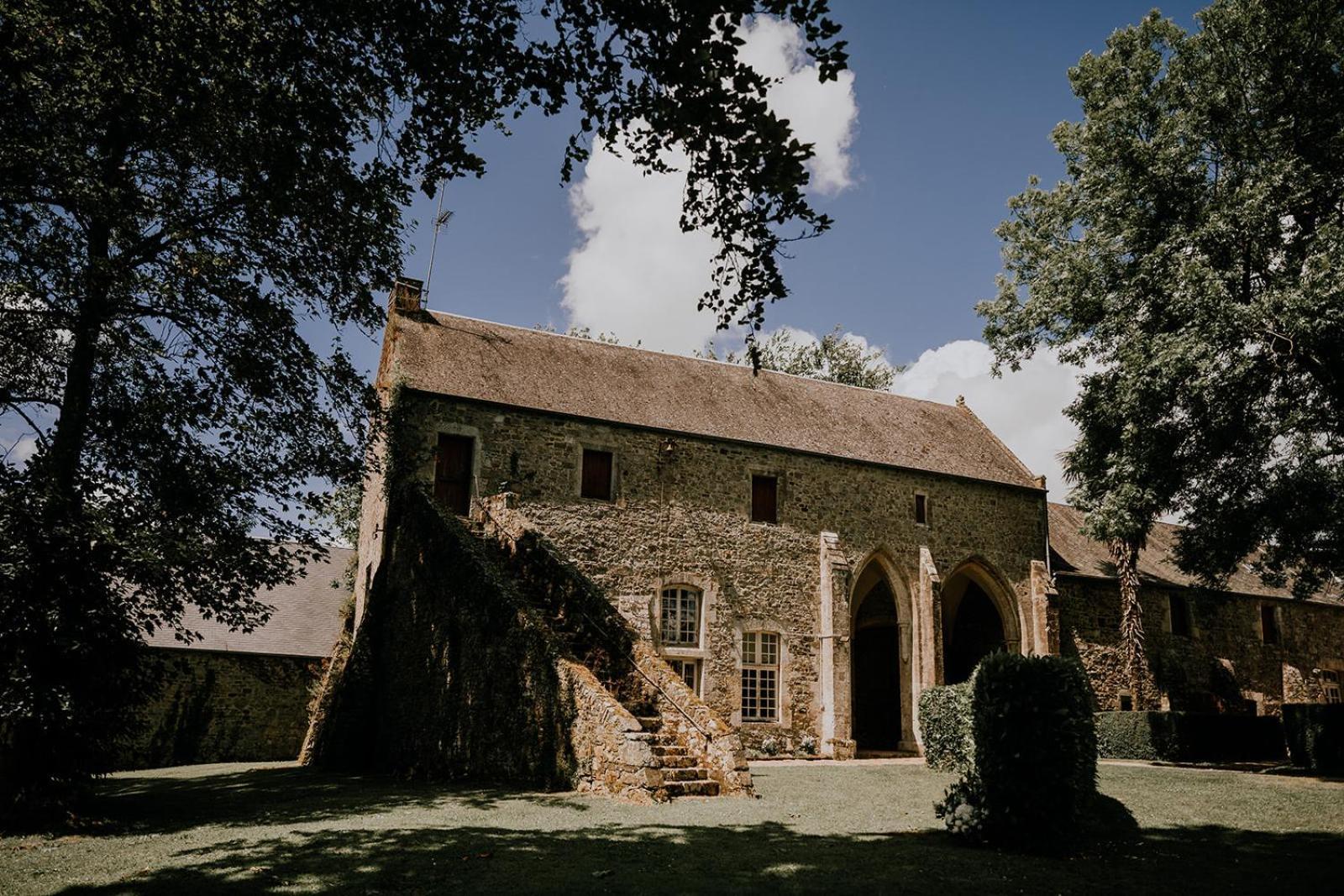 Abbaye De Blanchelande Bed and Breakfast Neufmesnil Exteriör bild